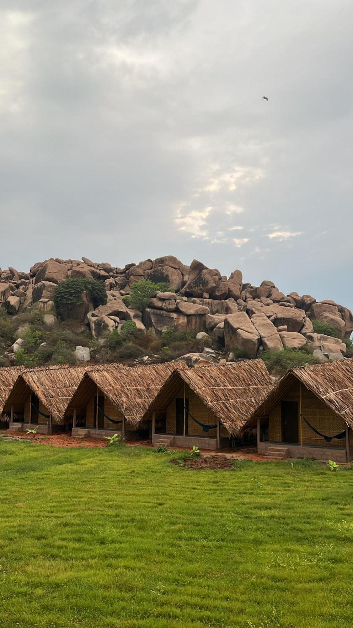 Tropical Hampi Exterior foto