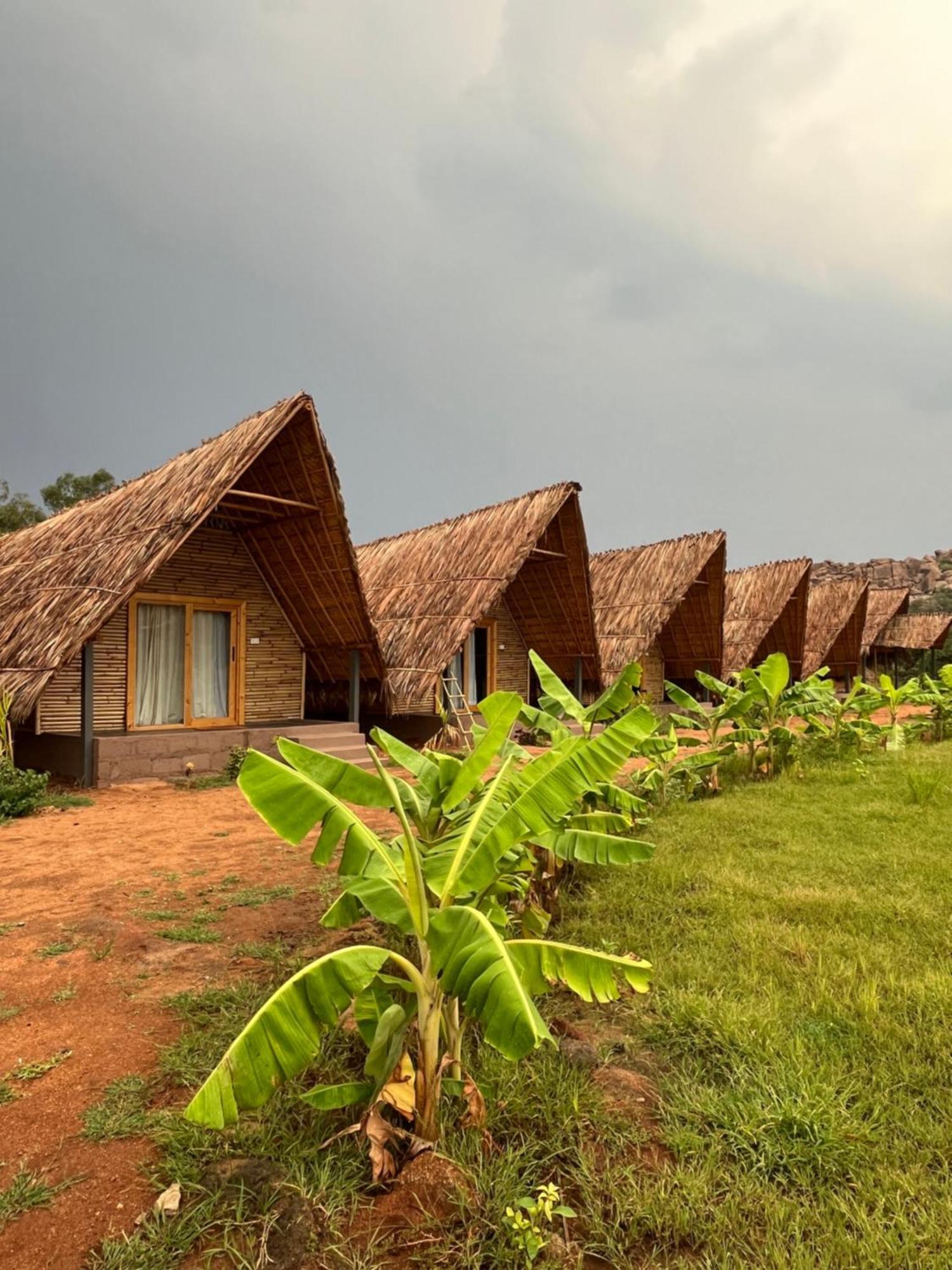 Tropical Hampi Exterior foto